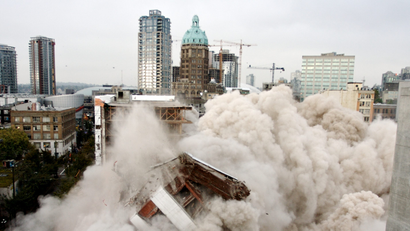 Woodwards_building_Vancouver_demolition_2