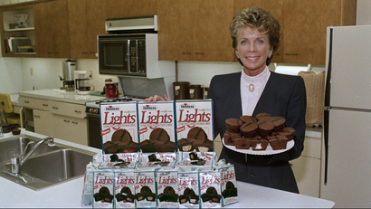 Saleswoman for hostess light cupcakes.