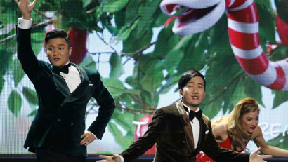 The Chopstick brothers performing "Little Apple" at the American Music Awards.