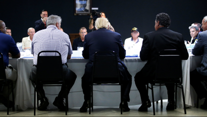 Trump at round table