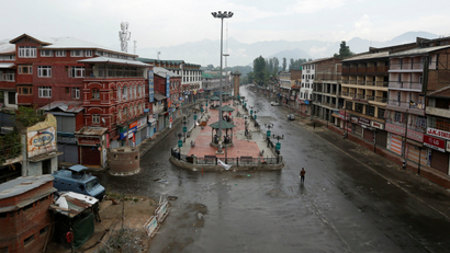 India-Kashmir-Curfew