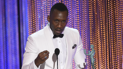 Mahershala Ali accepts the award for outstanding performance by a male actor in a supporting role for "Moonlight" at the 23rd annual Screen Actors Guild Awards at the Shrine Auditorium & Expo Hall on Sunday, Jan. 29, 2017, in Los Angeles. (Photo by Chris Pizzello/Invision/AP)