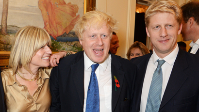Boris Johnson, flanked by his brother Jo and sister Rachel