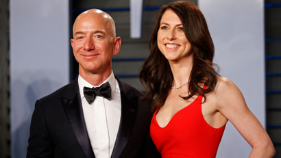 Jeff Bezos and MacKenzie Bezos at 2018 Vanity Fair Oscar Party -