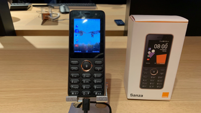 The Sanza smart feature phone