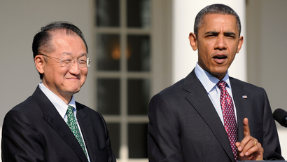 U.S. President Barack Obama (R) makes a point about Dartmouth College president Jim Yong Kim (L) as he introduces him as his nominee to be the next president of the World Bank, during an announcement in the Rose Garden at the White House in Washington, March 23, 2012.