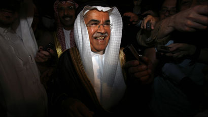 Saudi's Oil Minister Ali al-Naimi arrives at Emirates palace to attend the OPEC meeting in Abu Dhabi December 3, 2007.