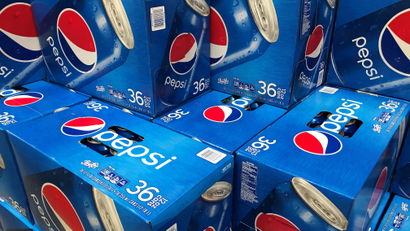 Cases of Pepsi are shown for sale at a store in Carlsbad, California, U.S., April 22, 2017. Picture taken April 22, 2017. REUTERS/Mike Blake - RC11806B03B0