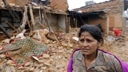 Nepal-earthquake-women