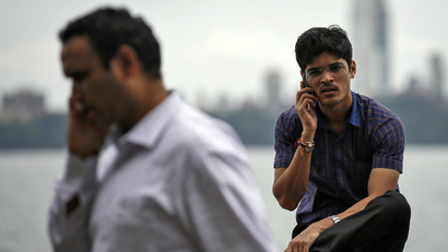 India-smartphone users