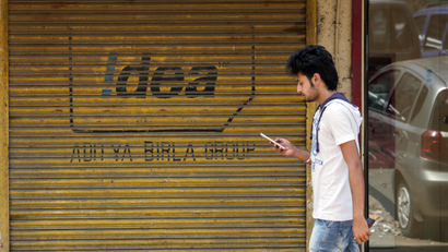 Vodafone India, Idea Cellular announce merger