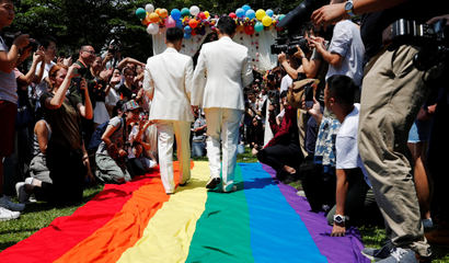 First gay marriages in Taiwan