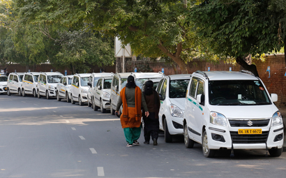 App-based taxi services drivers strike in New Delhi, India - 13 Feb 2017