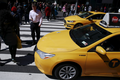 Image of an iconic New York yellow cab.