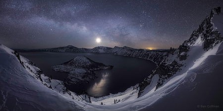 The Crater Lake in Oregon