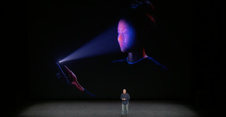 Apple demos its FaceID technology.