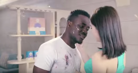 Chinese racist washing power ad and Africans