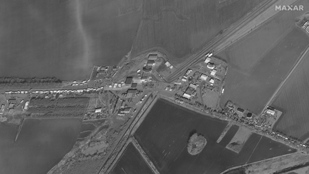 A satellite image shows a traffic jam at a border crossing between Ukraine and Romania.