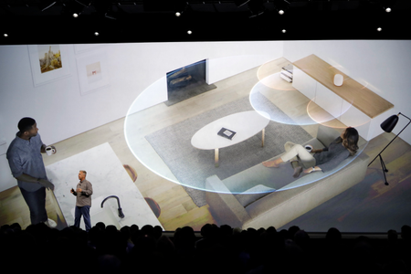 Apple&#039;s Phil Schiller explaining how the HomePod works
