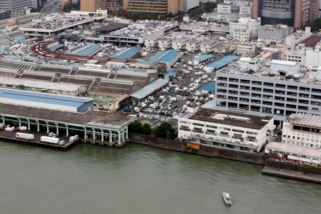 Mandatory Credit: Photo by Yuri Kageyama/AP/REX/Shutterstock (9913937a) This photo shows Tsukiji fish market in Tokyo . Japan&#039;s famed Tsukiji fish market is closing down on Saturday, Oct. 6 after eight decades, with shop owners and workers still doubting the safety of its replacement site Tsukiji, Tokyo, Japan - 04 Oct 2018