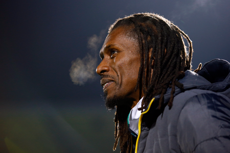 Aliou Cisse, Senegal&#039;s team coach, in a jacket in a cold environment