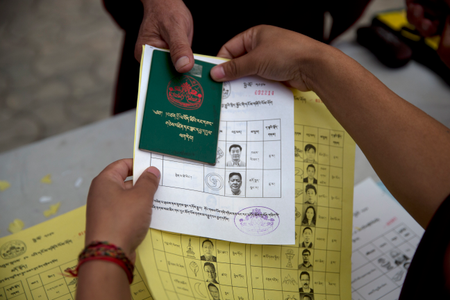 India-Tibet-voting