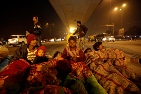 India-Delhi-Winter-Homeless