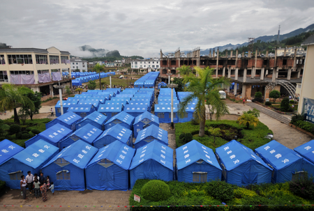 A general view shows temporary tents set up for refugees from Kokang in Myanmar&#039;s Shan State at the border town of Nansan, China&#039;s Yunnan province, August 30, 2009.