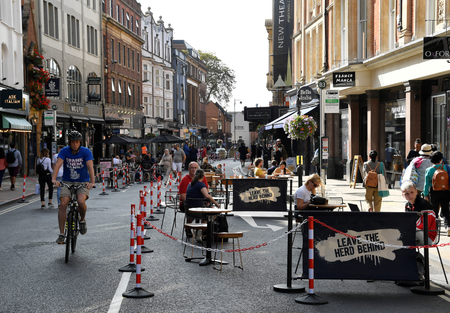 General view of a road that has been pedestrianised to encourage social distancing and outdoor dining in the city centre, amidst the coronavirus disease (COVID-19) pandemic, in Oxford, Britain, September 17, 2020. REUTERS/Toby Melville