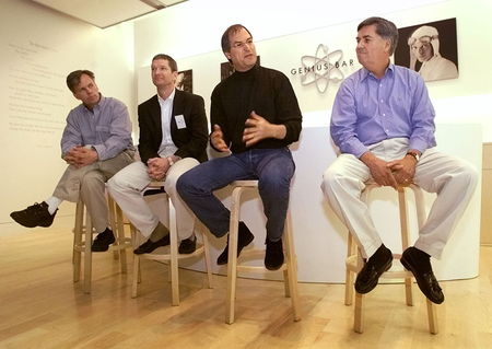 Steve Jobs, Tim Cook, and other executives in 2001