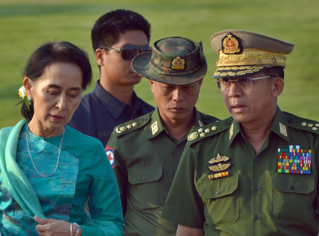 Aung San Suu Kyi with general Min Aung Hlaing
