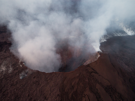 Hawaii's Kilauea volcano: Aerial photos show lava's slow-motion ...