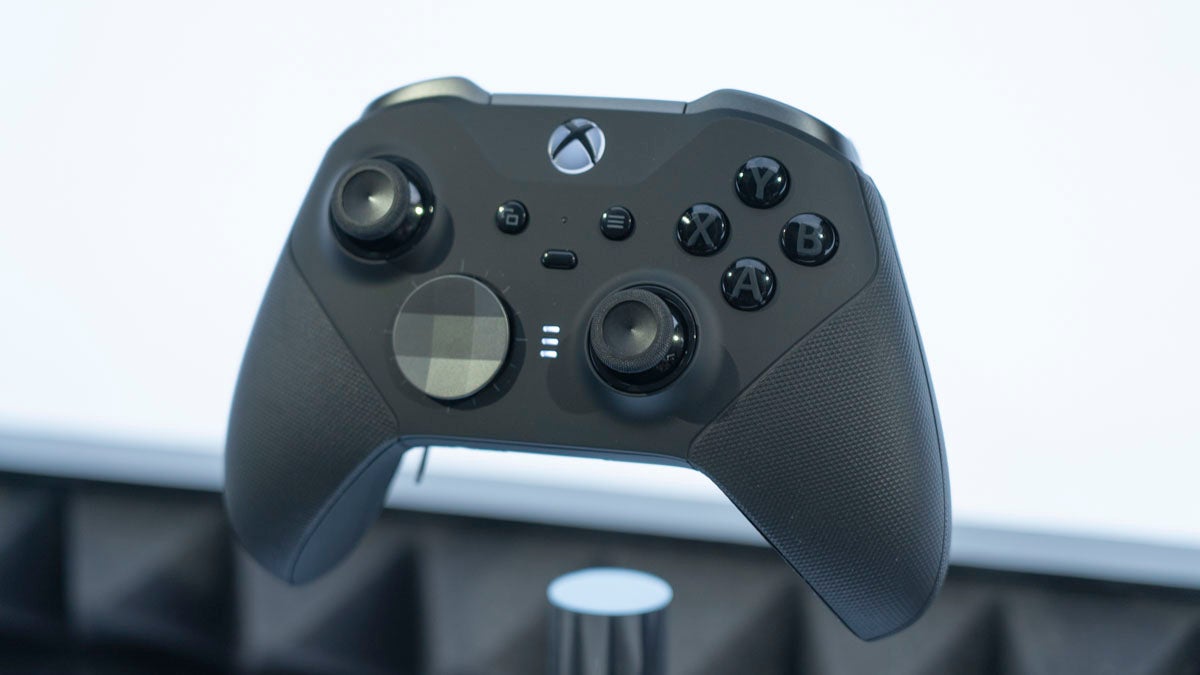 Microsoft's Elite Series 2 Controller Feels Like an Improvement in ...