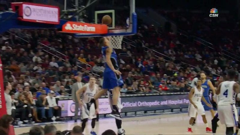 Illustration for article titled Aaron Gordon Is A Nasty In-Game Dunker Too