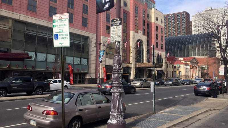 A greased pole in Philadelphia on the Sunday of the NFC title game earlier this month. (Photo: Dan McQuade/Deadspin)