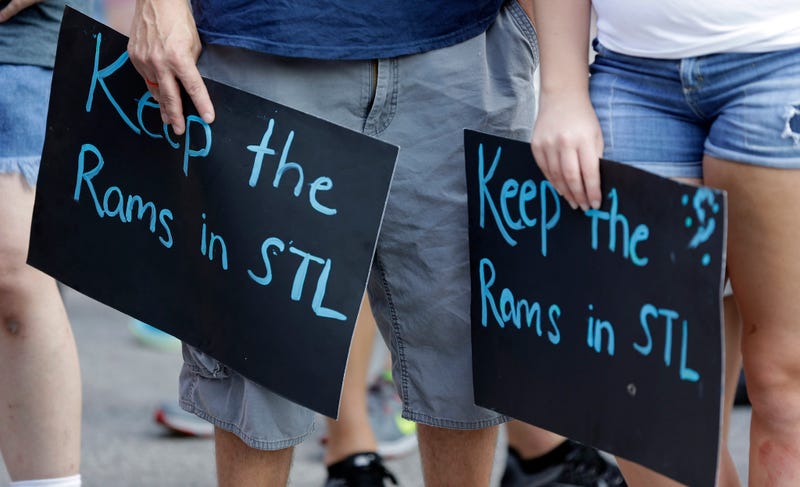 Illustration for article titled St. Louis Alderwoman Alleges Corruption In Rams Stadium Financing Vote