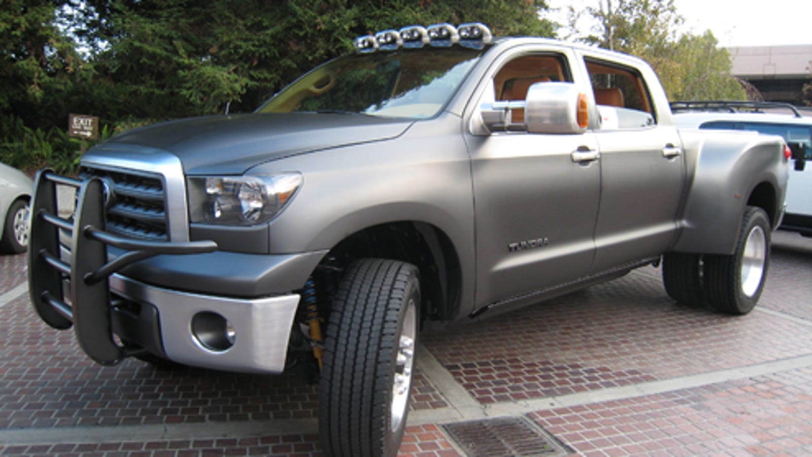 Toyota Tundra Dually Returns To SEMA With Monster Diesel Mill