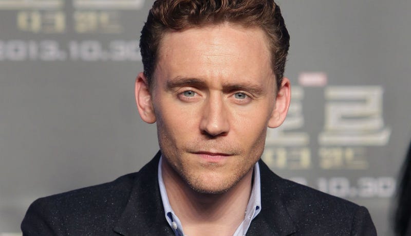 Illustration for article titled FINALLY VINDICATION: Tom Hiddleston Voted Actual Sexiest Man Alive