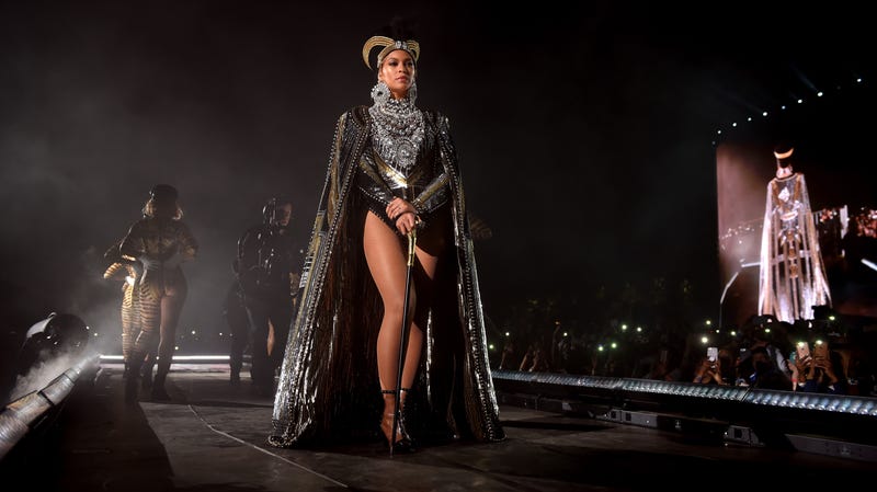 Illustration for article titled Beyoncé benevolently dropped a surprise live album with her Netflix documentary, Homecoming