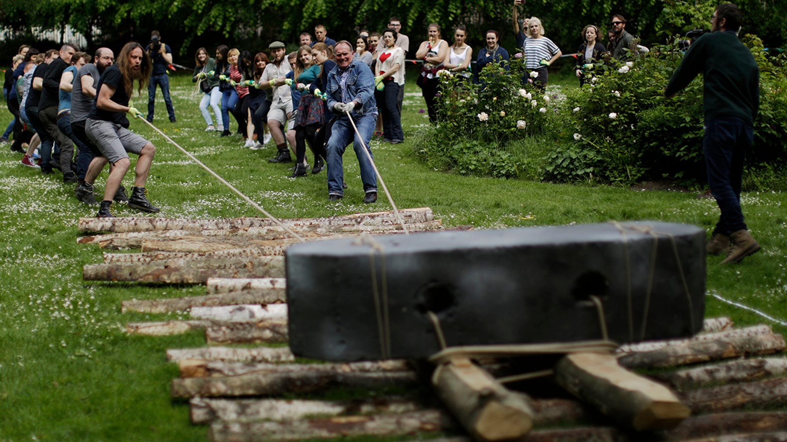This Might Be How Workers Moved The Stones Of Stonehenge