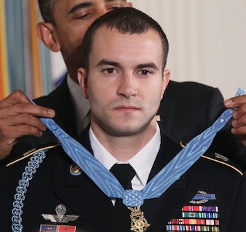 Illustration for article titled Nutty Conservative Laments The "Feminization" Of Medal Of Honor