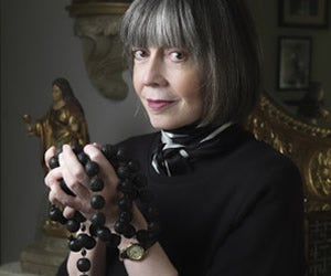 Illustration for article titled Lestat's Mom In Favor Of Iron Vamp Casting
