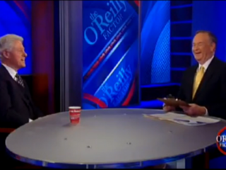 Illustration for article titled Bill Clinton: Media Favored Barack