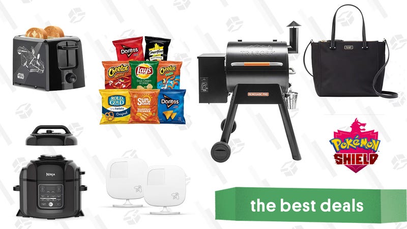 Illustration for article titled Monday's Best Deals: Ninja Foodi, Traeger Grills, Glad Trash Bags, and More