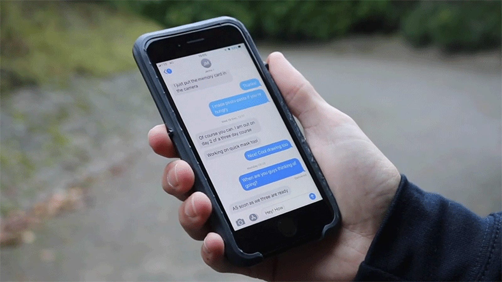 You Don't Even Have to Look at the Screen to Use This One-Handed Phone Keyboard