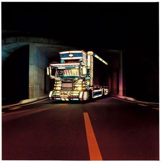 Illustration for article titled Awesome Dekotora Photography Now in Book Form