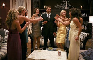 Illustration for article titled The Bachelor, The Bachelorette Find Video Game Love