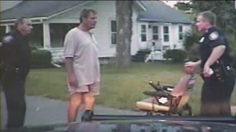 Illustration for article titled Brazen Alcoholic Gets a DUI On a Stolen Motorized Wheelchair