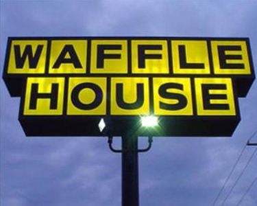Illustration for article titled Couple Caught Banging In Waffle House Parking Lot
