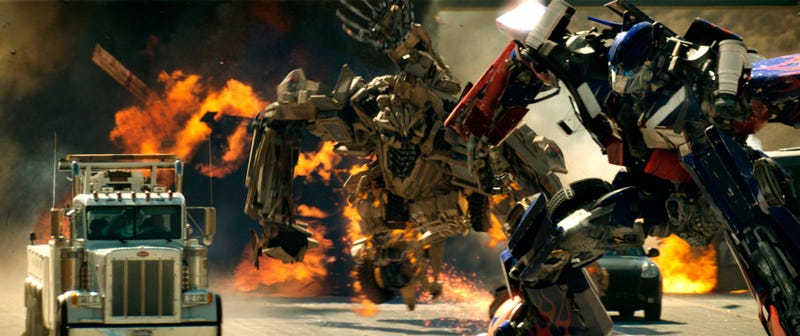 Illustration for article titled I Still Like Michael Bay's First Transformers, And I Am NOT Ashamed
